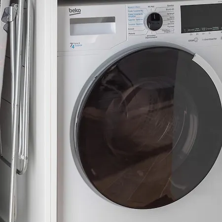 Stylish With Views And Parking In The Prestigious Hanza Tower With Swimming Pool By Renters דירה שצ'צ'ין